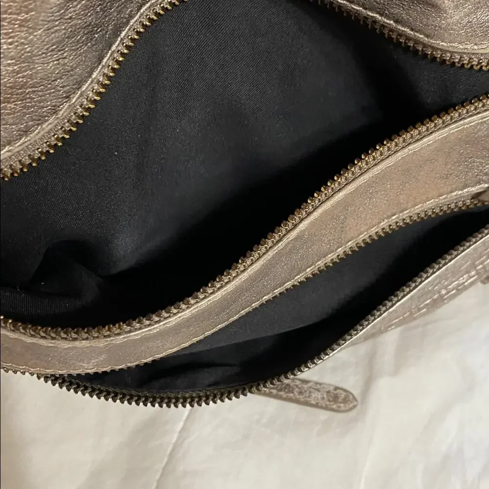 Elliott Lucca Crossbody Metallic Leather Bag Zipper 10x7x1.5 Adjustable Drop